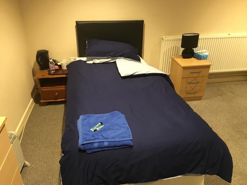 Duke Of Edinburgh Hotel Swindon Eksteriør billede
