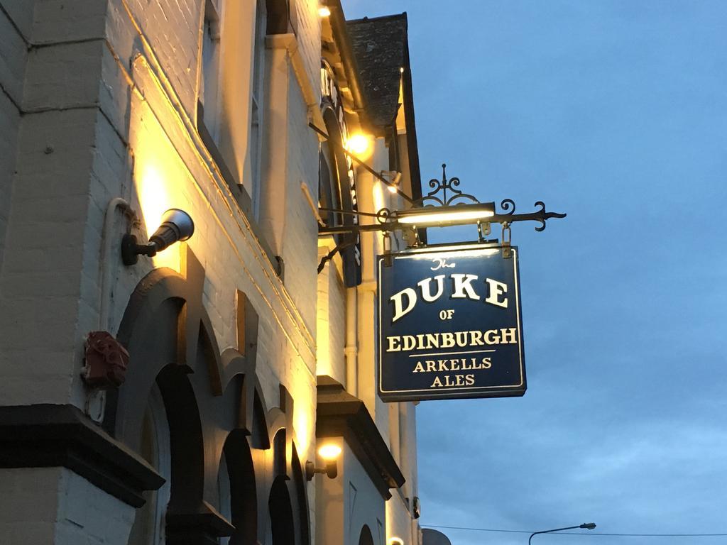 Duke Of Edinburgh Hotel Swindon Eksteriør billede