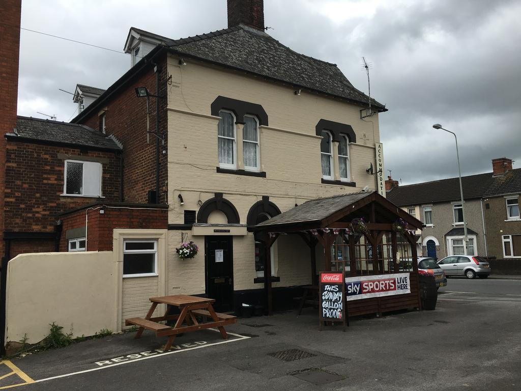 Duke Of Edinburgh Hotel Swindon Eksteriør billede